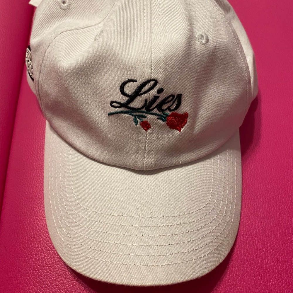 Rose Hat 🌹